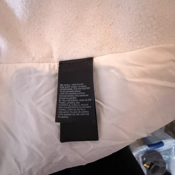 The North Face cream/white colored puffer vest - Picture 4 of 6